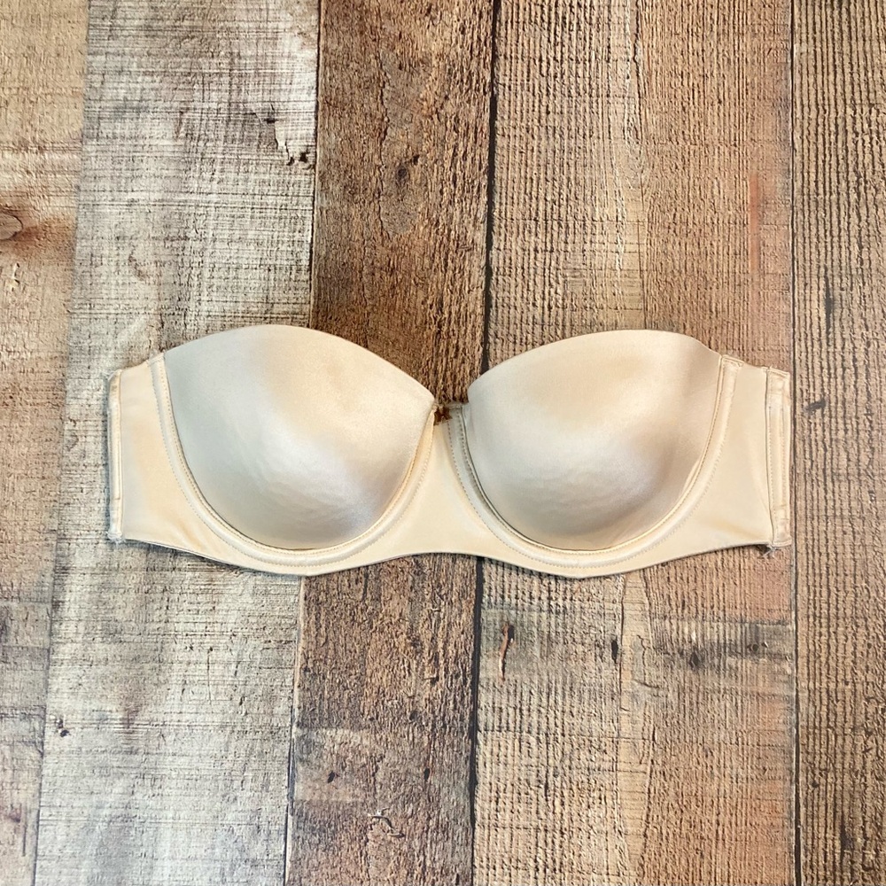 Savage X Fenty Core Microfiber Strapless Bra Size 36B Honey Nude Rihanna